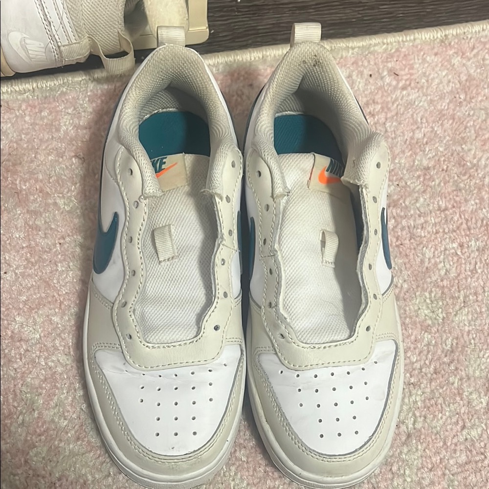 Nike White and Blue Sneakers